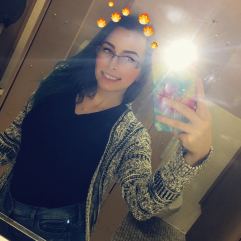 Meet your Posher, Jordyn